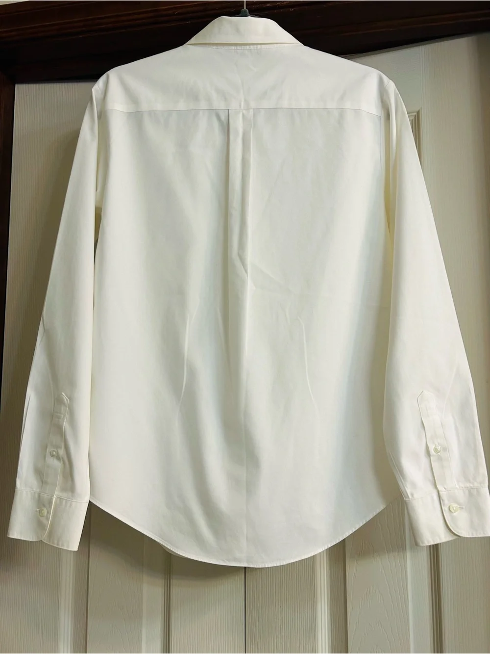 Casual Corner Vintage Women's Off-White Classy Button-Up Blouse